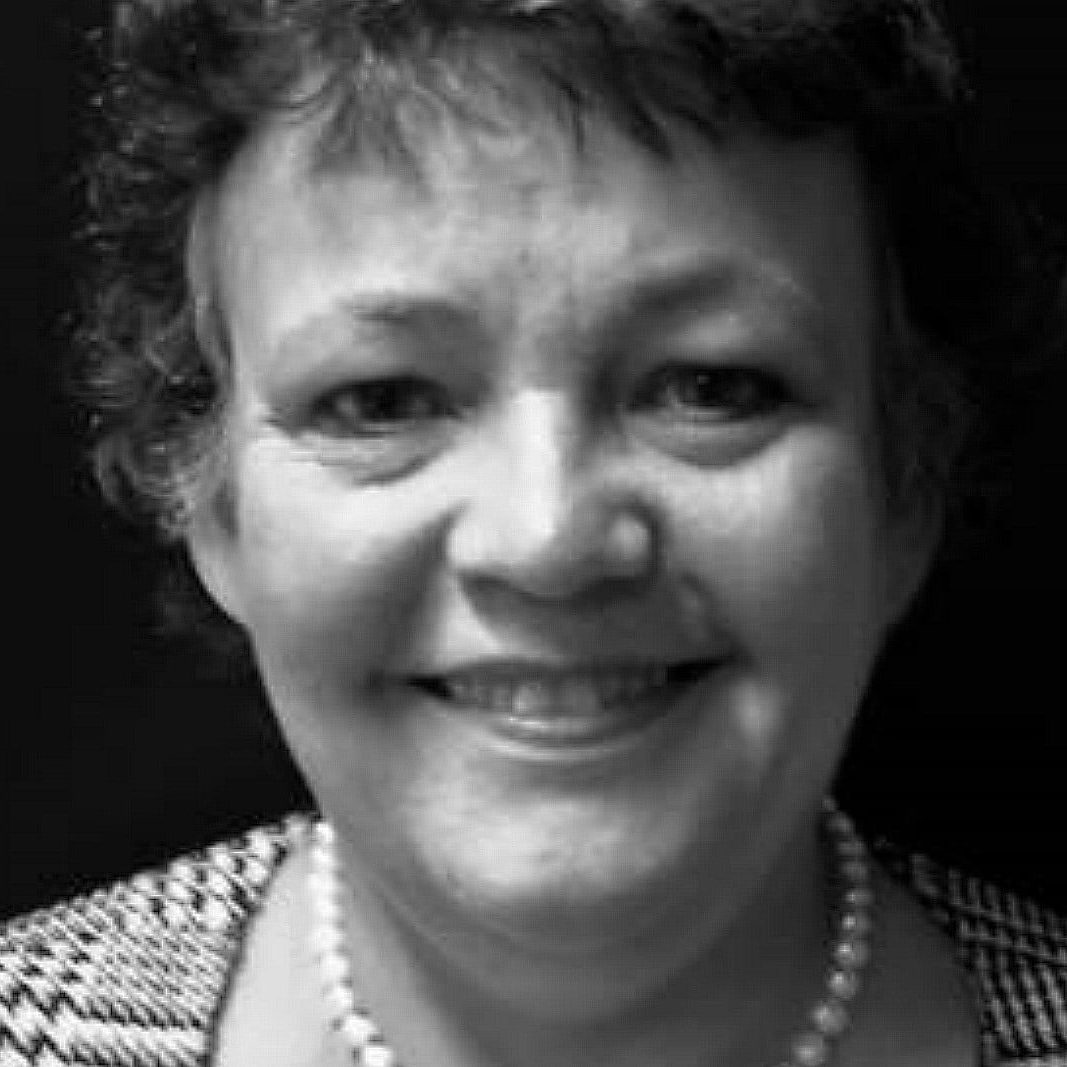 Sort-hvidt billede af Kit.